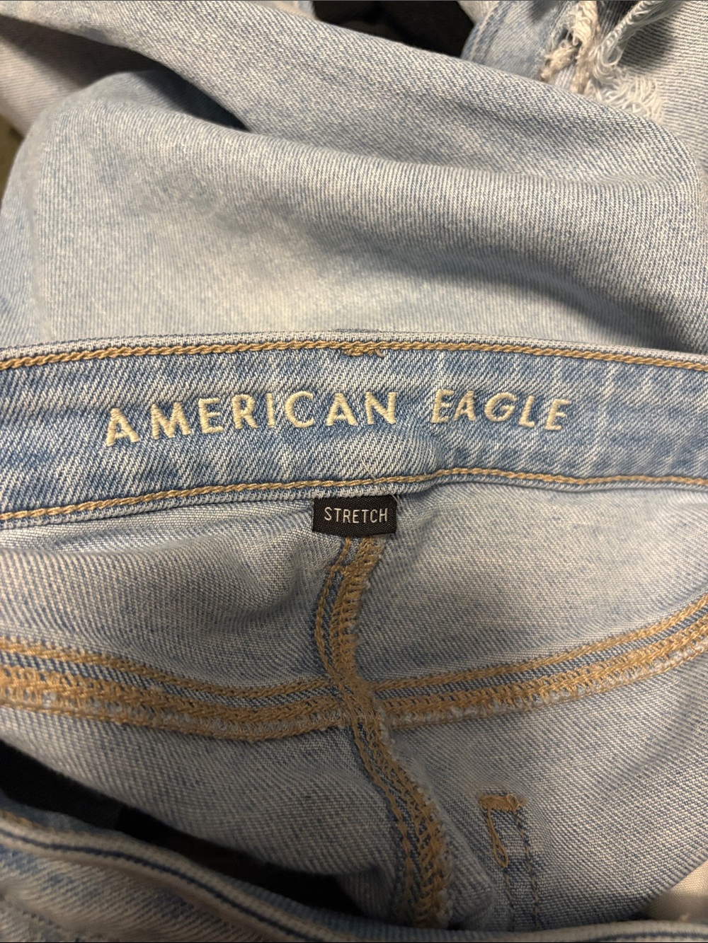 Light blue distressed jeans - Picture 4 of 5
